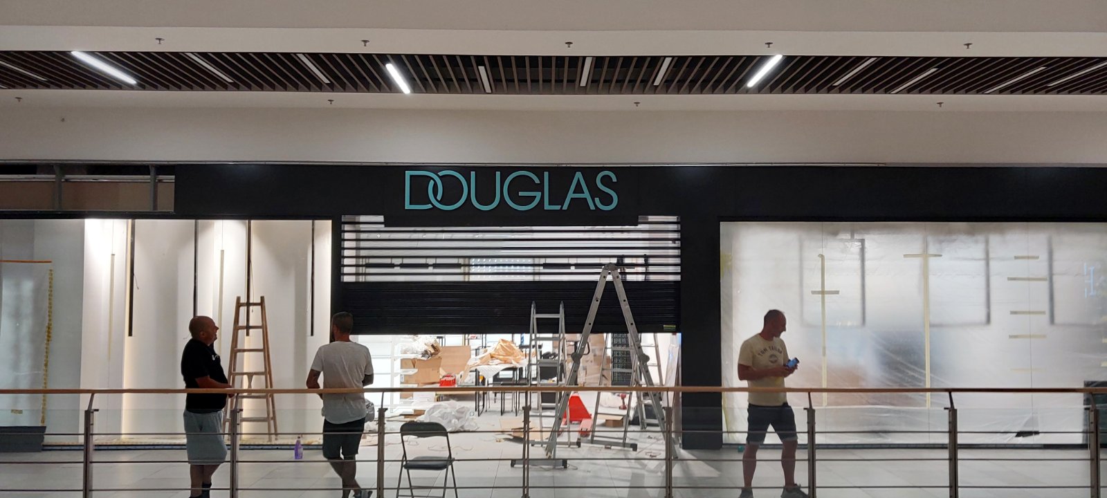 Douglas Стара Загора